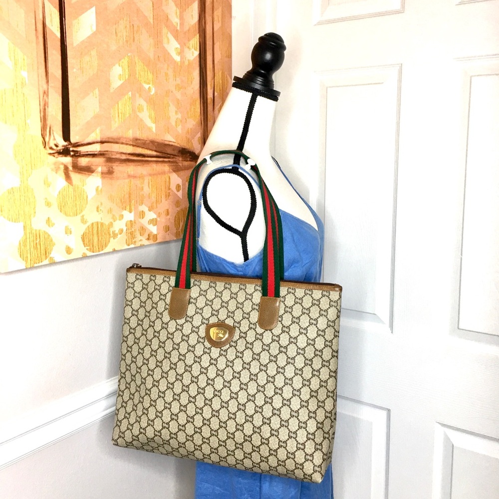 Authentic Gucci brown monogram tote bag.  Price is not negotiable - Picture 3 of 16